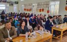 Đồng chí Lê Quang Huy, Phó Chủ tịch UBND huyện dự Ngày hội đại đoàn kết toàn dân tộc với bà con Nhân dân thôn Muỗng Do, xã Điền Trung.